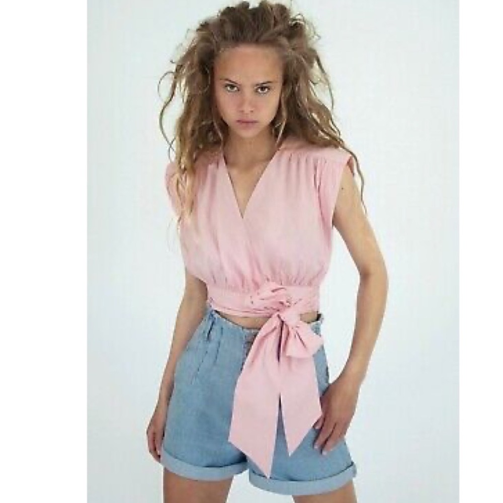 NWT ZARA PAPERBAG DENIM BERMUDA SHORTS High Waisted Bloggers Fav